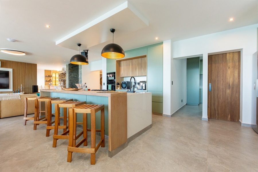 5 Bedroom Property for Sale in Mykonos Western Cape